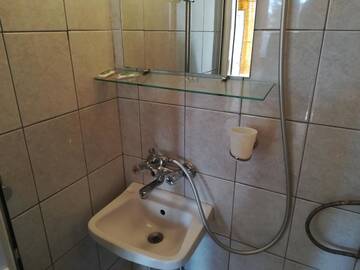 Фото номера Двухместный номер с 1 кроватью и балконом Гостевой дом Guest House Terziiski г. Копривштица 2