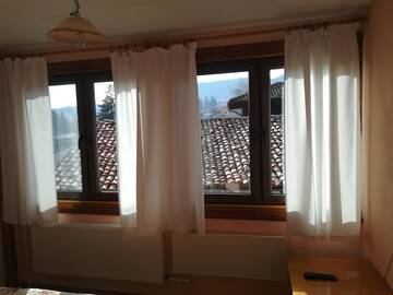 Фото номера Двухместный номер с 1 кроватью и балконом Гостевой дом Guest House Terziiski г. Копривштица 6
