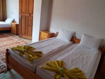 Фото номера Трехместный номер Гостевой дом Guest House Lina г. Копривштица 4