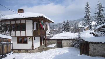 Фото номера Дом для отпуска Дома для отпуска Villa Lyutovi Holiday Home г. Копривштица 53