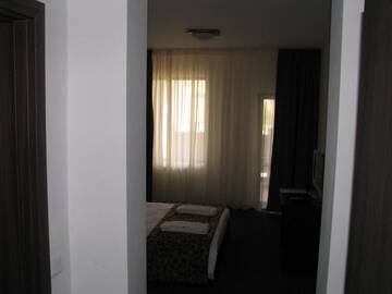 Фото номера Двухместный номер с 1 кроватью, вид на озеро Отель Park Hotel Eagle Stone г. Копривштица 9