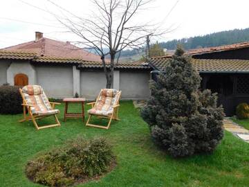 Фото Дома для отпуска Family Vacation Home Topolnitza г. Копривштица 5