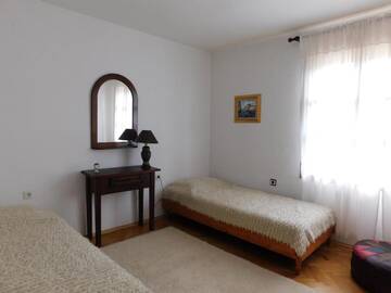 Фото номера Дом для отпуска Дома для отпуска Family Vacation Home Topolnitza г. Копривштица 14
