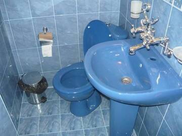 Фото номера Семейный полулюкс Гостевой дом Guest House Edelweiss г. Копривштица 6