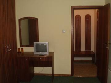 Фото номера Двухместный номер с 2 отдельными кроватями Отель Family Hotel Bashtina Kashta г. Копривштица 2