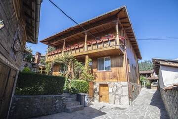 Фото Гостевой дом Guest House Roden Dom г. Копривштица 1