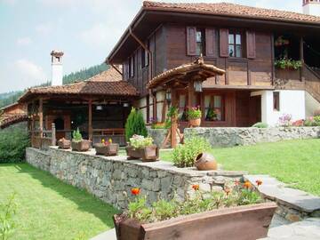 Фотографии Гостевой дом Hadji Neikovi Guest Houses г. Копривштица (Болгария) №1 Фото Гостевой дом Hadji Neikovi Guest Houses г. Копривштица 1