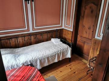 Фото номера Трехместный номер с собственной ванной комнатой Гостевой дом Hadji Neikovi Guest Houses г. Копривштица 6