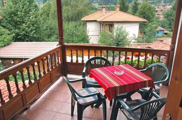 Фото номера Двухместный номер с 1 кроватью Гостевой дом Guest House Bolyarka г. Копривштица 2